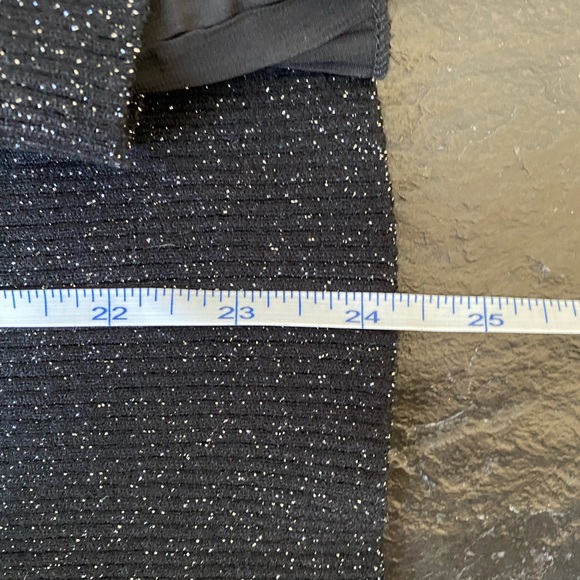 Esqualo shiny fancy black sweater in Small - Picture 9 of 9